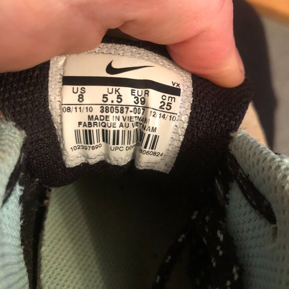 NIKE Women's Winter Hiking Boots waterproof leather ACG Lug Sole - Picture 6 of 12